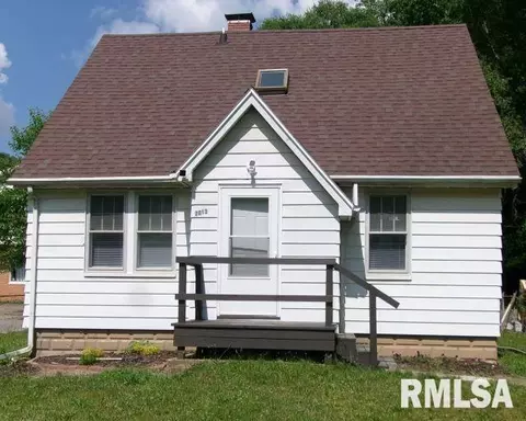 2013 Meadow Ave, East Peoria, IL 61611
