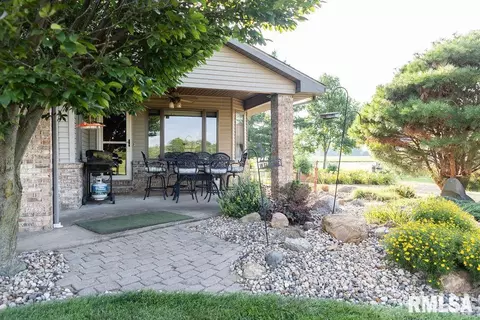 23179 N Arrow Rd, Cuba, IL 61427