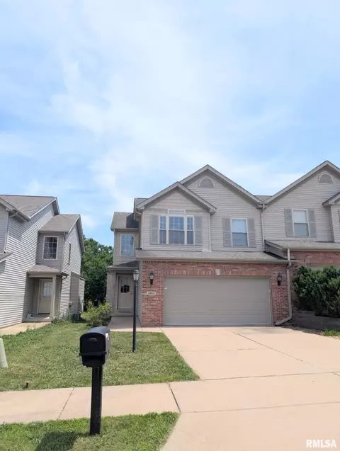 10012 N Brompton Ct, Peoria, IL 61615
