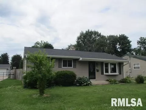 1050 E Fremont St, Galesburg, IL 61401