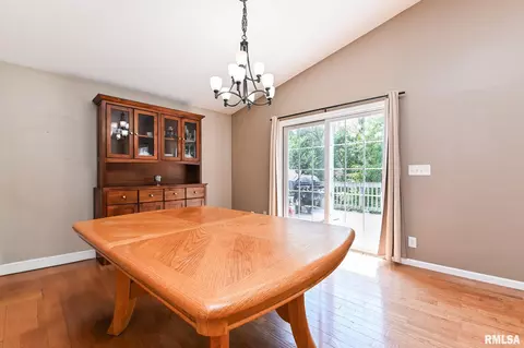 Dining - 10426 W Sir Galahad Ct, Mapleton, IL 61547 photo 2 of 2