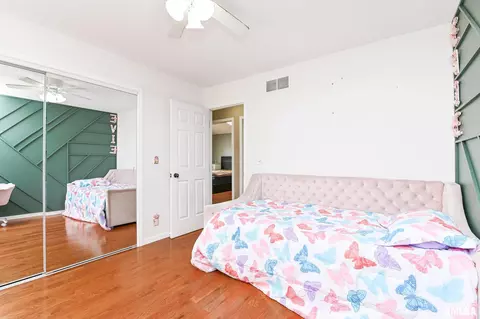 Bedroom - 10426 W Sir Galahad Ct, Mapleton, IL 61547 photo 4 of 12