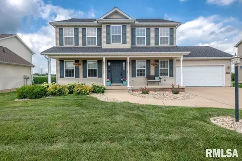 1403 Santa Fe Rd, Washington, IL 61571
