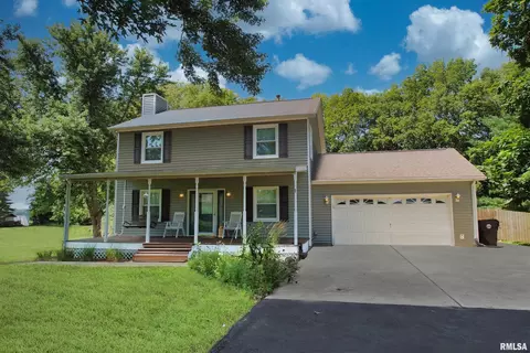 4012 E Chelsea Ct, Chillicothe, IL 61523