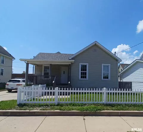 62 N 5th Ave, Canton, IL 61520 photo 2