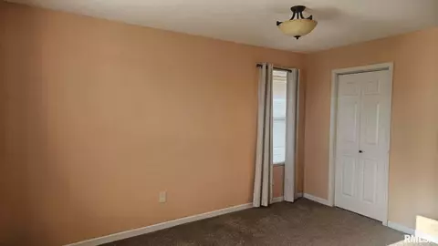 62 N 5th Ave, Canton, IL 61520 photo 10