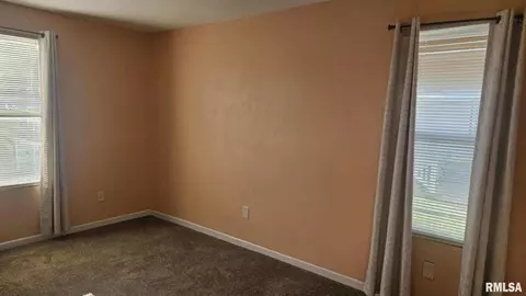 62 N 5th Ave, Canton, IL 61520 photo 12