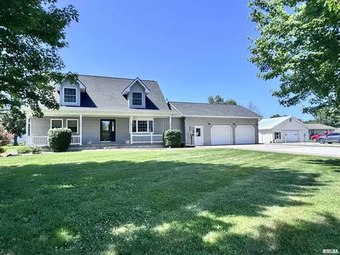 590 W Gridley St, Bushnell, IL 61422