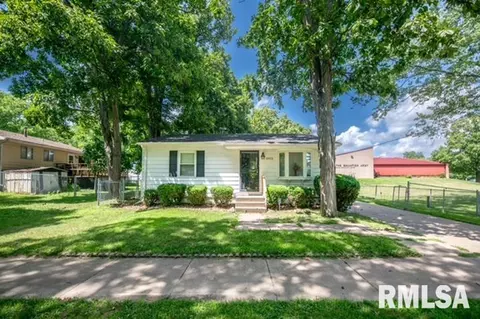2913 W Nebraska Ave, Peoria, IL 61604