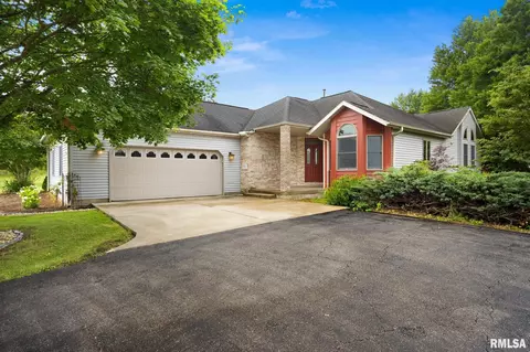 13015 N Bland Rd, Dunlap, IL 61525