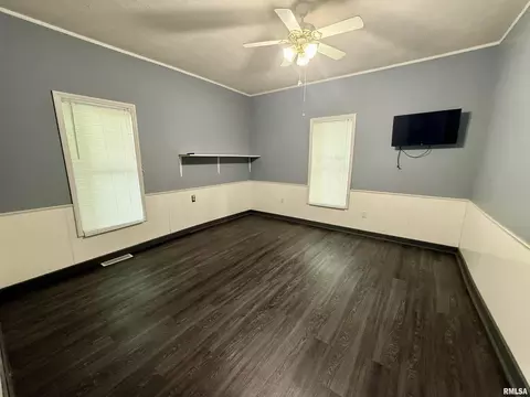 Other - 107 N Darst St, Eureka, IL 61530 photo 4 of 7