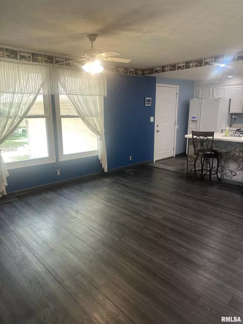 Other - 107 N Darst St, Eureka, IL 61530 photo 3 of 7
