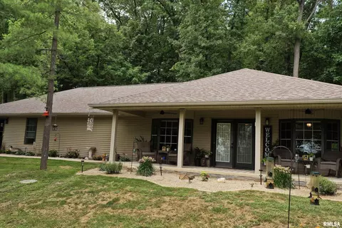 11314 S Glasford Rd, Glasford, IL 61533