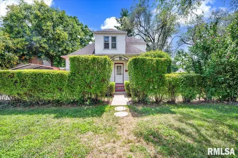 332 Illinois St, Pekin, IL 61554