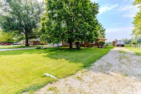 130 E Calhoun St, Brimfield, IL 61517 photo 5