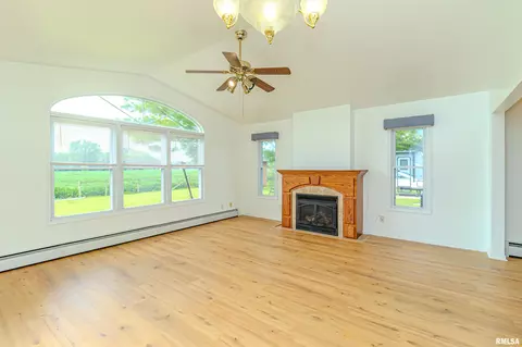 130 E Calhoun St, Brimfield, IL 61517 photo 29