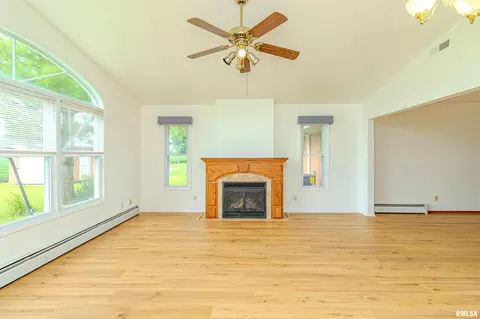 130 E Calhoun St, Brimfield, IL 61517 photo 30