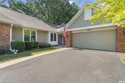 7217 N Willow Bend Pointe, Peoria, IL 61614
