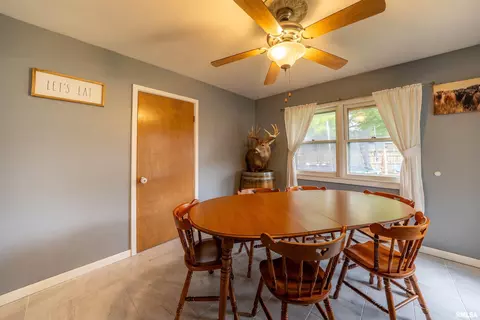 Dining - 607 W Burton St, Eureka, IL 61530 photo 2 of 2