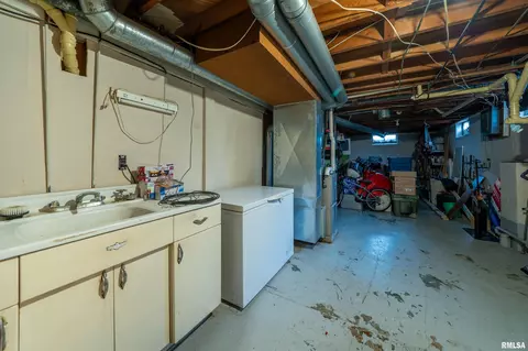 Other - 607 W Burton St, Eureka, IL 61530 photo 9 of 11