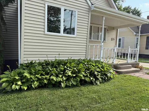 Other - 898 Elm St, Canton, IL 61520 photo 2 of 9