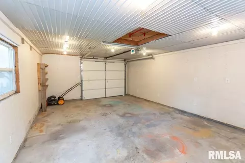 508 N State St, Roanoke, IL 61561 photo 32