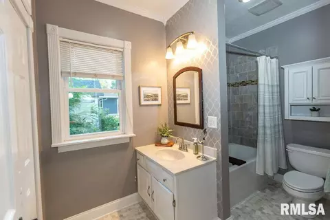 508 N State St, Roanoke, IL 61561 photo 14