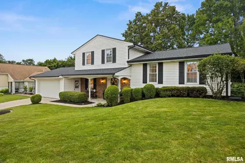 5615 N Lorraine Dr, Peoria, IL 61614