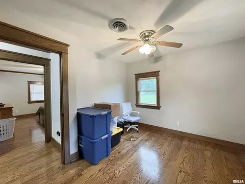 24948 E Barker Dr, Canton, IL 61520 photo 25