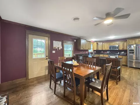 24948 E Barker Dr, Canton, IL 61520 photo 14