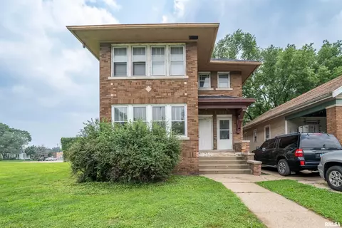 1208 NE Jefferson Ave, Peoria, IL 61603