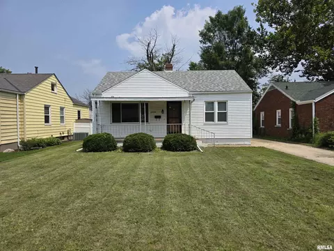 2404 N Gale Ave, Peoria, IL 61604