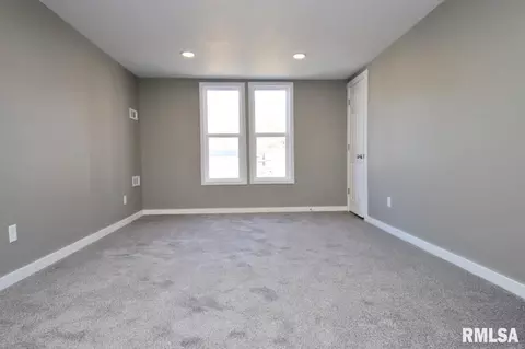 Bedroom - 8504 W Main St, Mapleton, IL 61547 photo 10 of 10