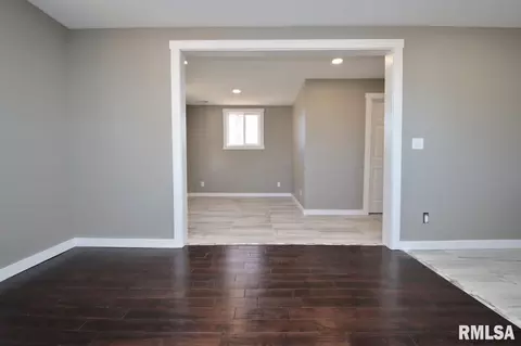Living - 8504 W Main St, Mapleton, IL 61547 photo 2 of 2