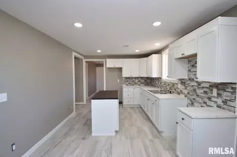 Kitchen - 8504 W Main St, Mapleton, IL 61547 photo 3 of 3