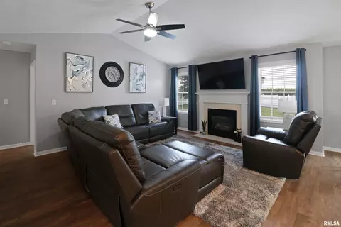 5724 W Brookmere St, Edwards, IL 61528 photo 4