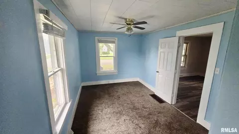 Bedroom - 906 E Locust St, Canton, IL 61520 photo 2 of 2