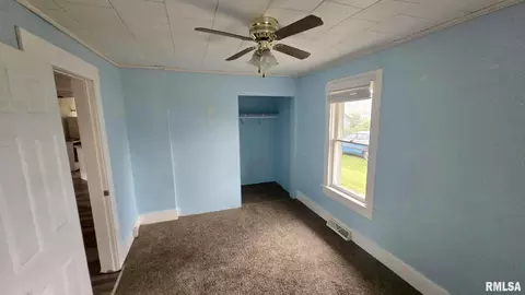 Bedroom - 906 E Locust St, Canton, IL 61520 photo 1 of 2