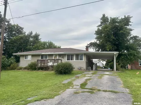 608 W Avenue G Ave, Lewistown, IL 61542
