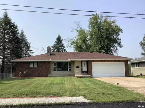 503 S Barnewolt Dr, Peoria, IL 61604