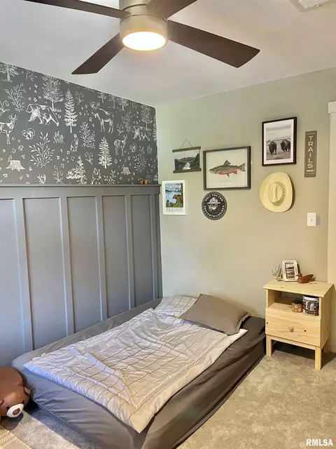 Bedroom - 402 E Pearson St, Eureka, IL 61530 photo 6 of 6