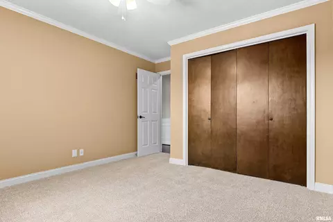 Bedroom - 421 Crestview Dr, Metamora, IL 61548 photo 8 of 10