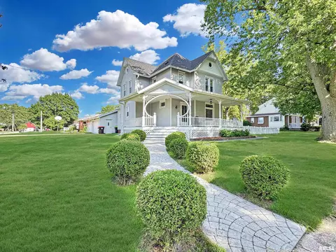 200 S Chestnut St, Tremont, IL 61568