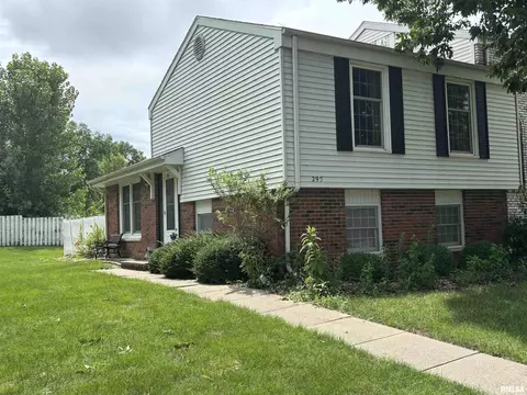 295 Jamestown Rd, Macomb, IL 61455