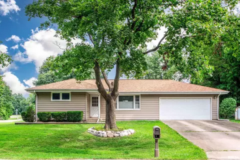 2800 Fondulac Dr, East Peoria, IL 61611