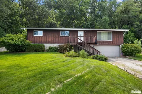 7613 S Jefferson St, Bartonville, IL 61607