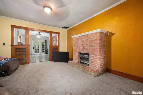 902 E Arcadia Ave, Peoria, IL 61603 photo 13