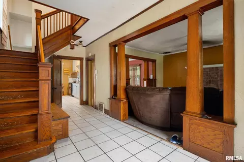 902 E Arcadia Ave, Peoria, IL 61603 photo 6