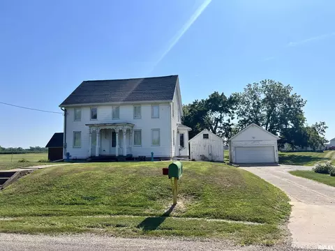 23611 N County Highway 22 Hwy, Canton, IL 61520