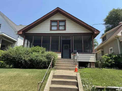516 Phelps St, Peoria, IL 61603